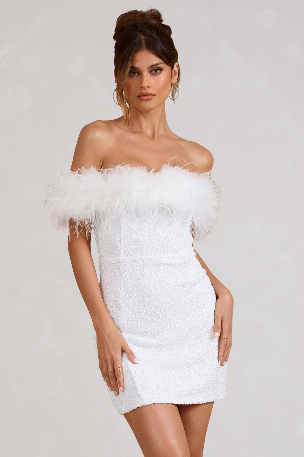 Riva Capri | Abito con paillettes e piume