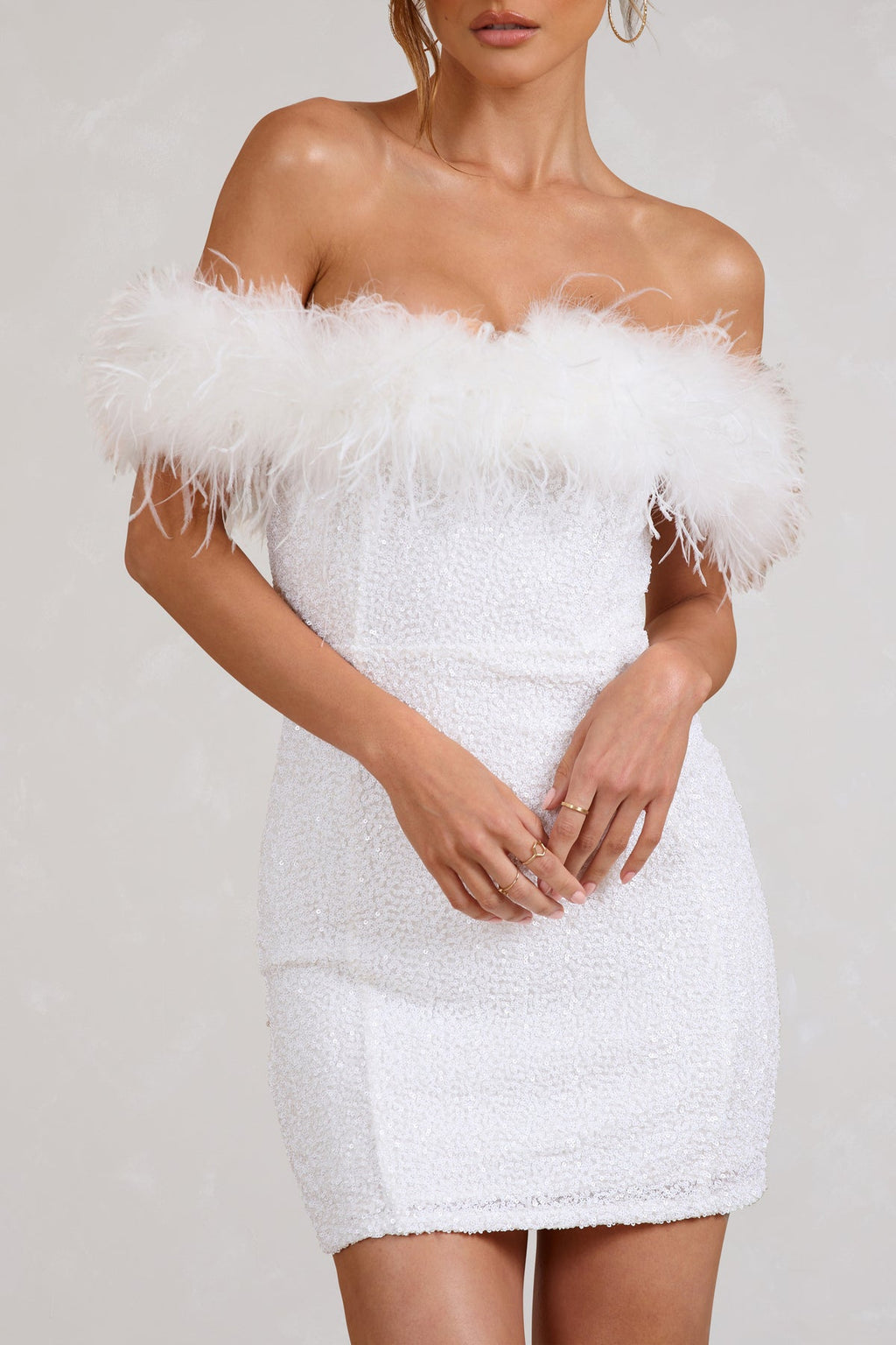 Riva Capri | Abito con paillettes e piume