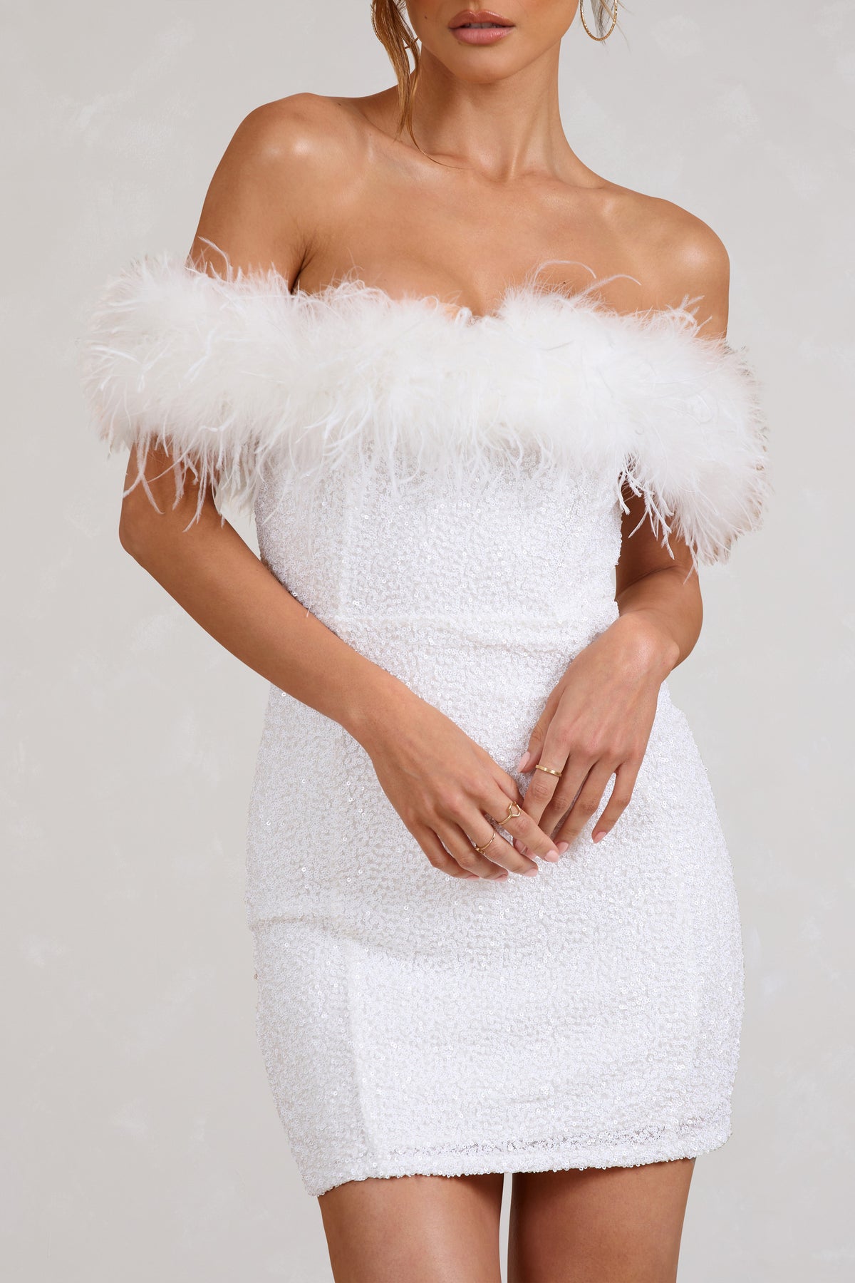 Riva Capri | Abito con paillettes e piume